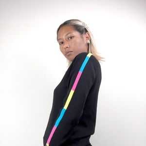 CMYK long sleeve v-neck